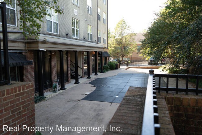 Foto del edificio - 2 br, 2 bath House - 765 Walker Sq, Apt #2C