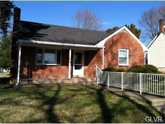 Building Photo - 437 E Landis St