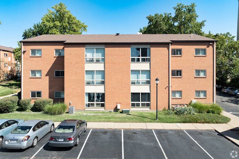 Luxury rentals in Stonebrook Manors, St. Louis - realtor.com