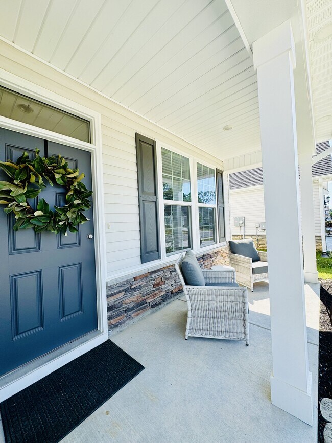 Building Photo - 2464 Campton Lp