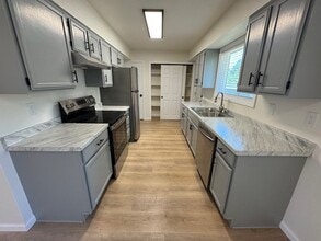 Building Photo - 3573 Movie Ln