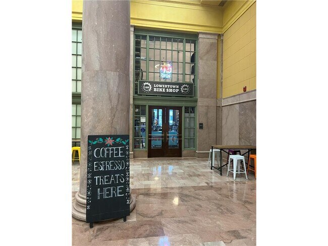 Foto del edificio - 214 4th St E