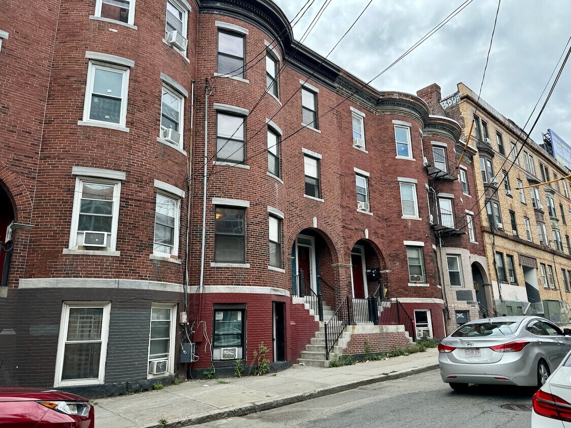 Foto principal - 11 Linden St