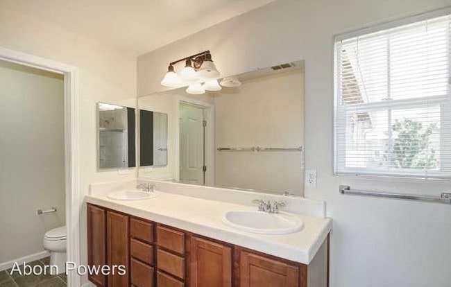 Building Photo - 1203 Rivage Cir