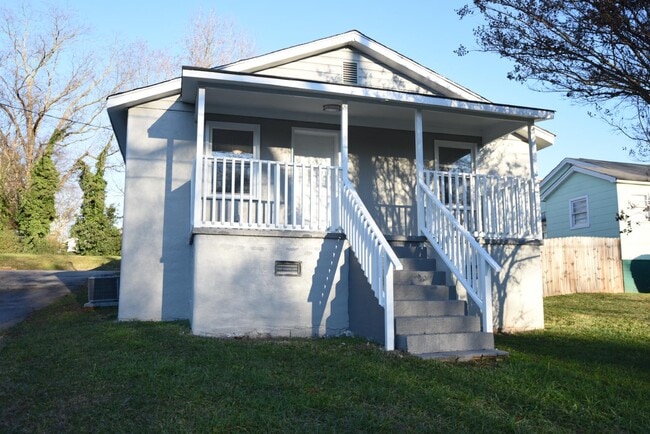Photo - 10 Link St House