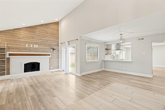 Foto del edificio - 2114 Wheaton Dr