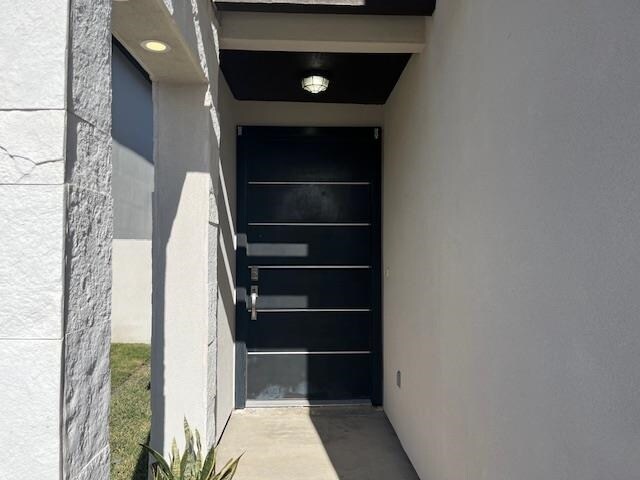 Building Photo - 7942 Elka Loop