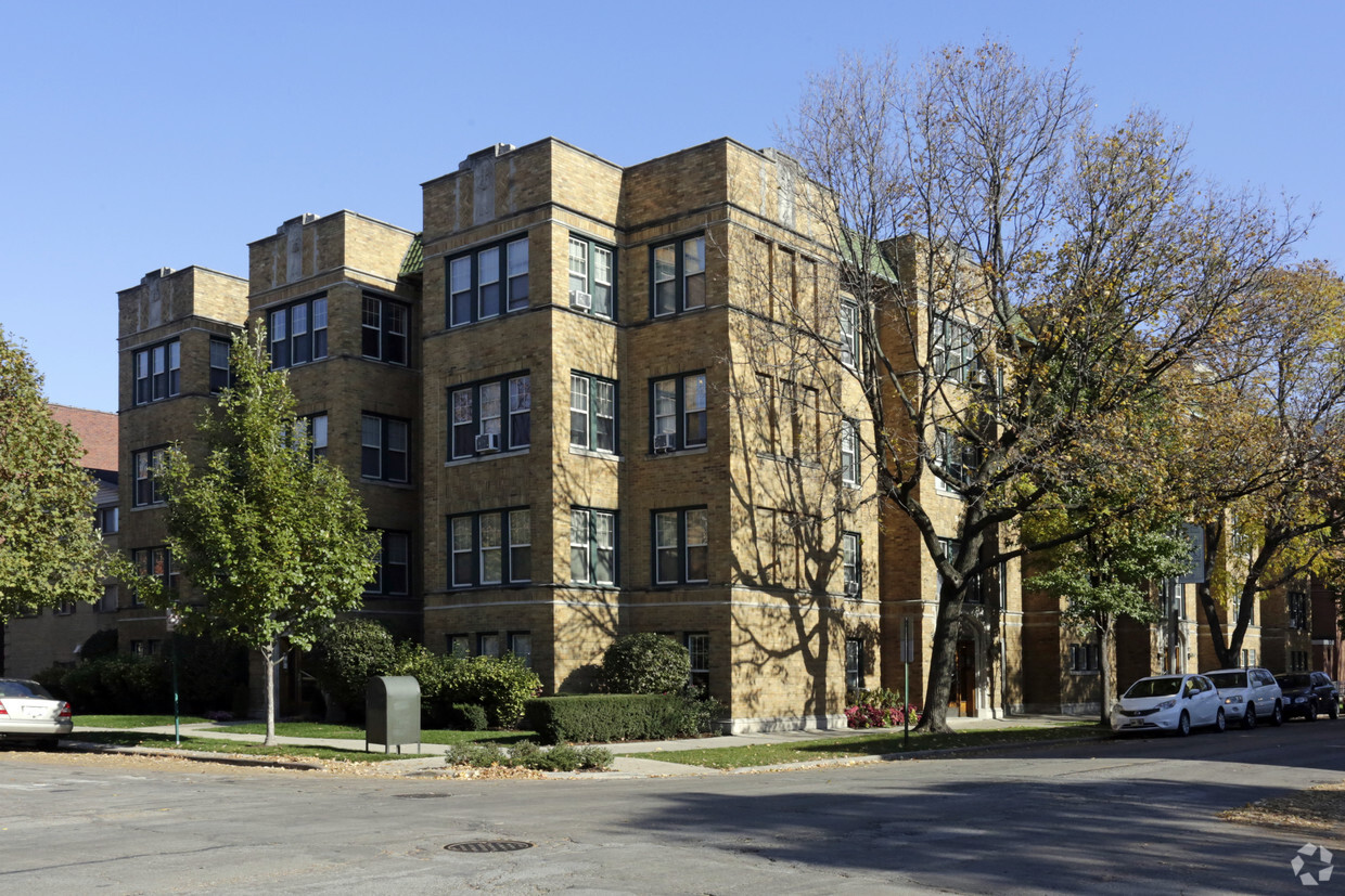 Primary Photo - Oak Park Apartments