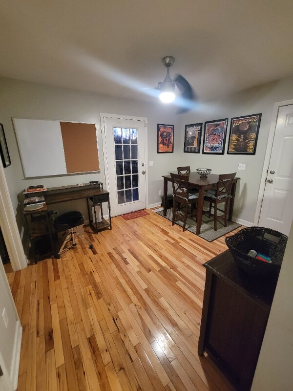 Foto del edificio - 524 Rothwood Ave