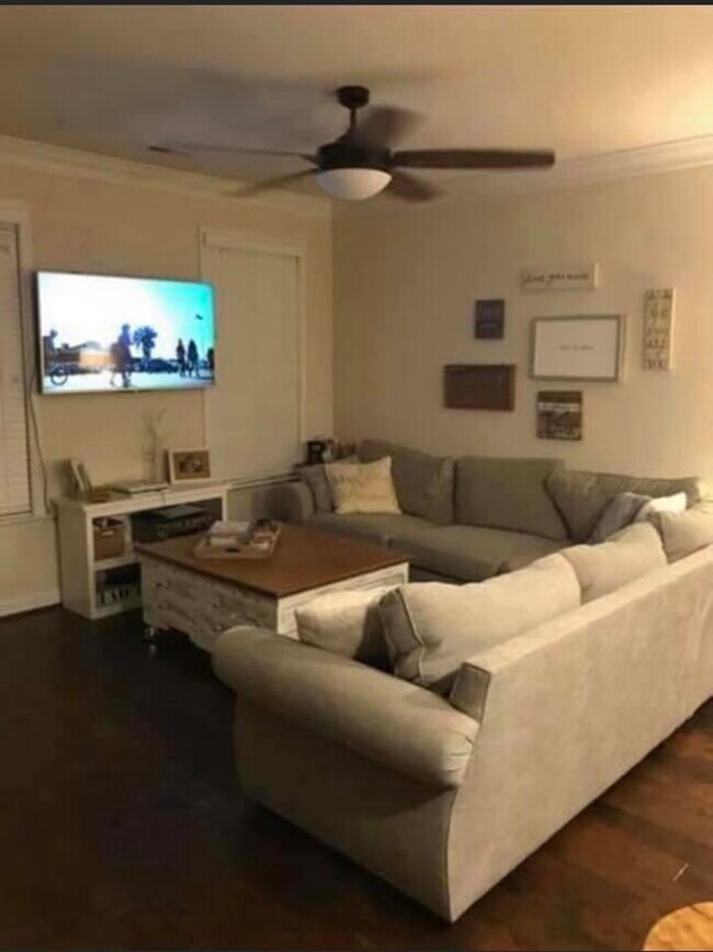 Foto del edificio - 1120 Winsford Ln