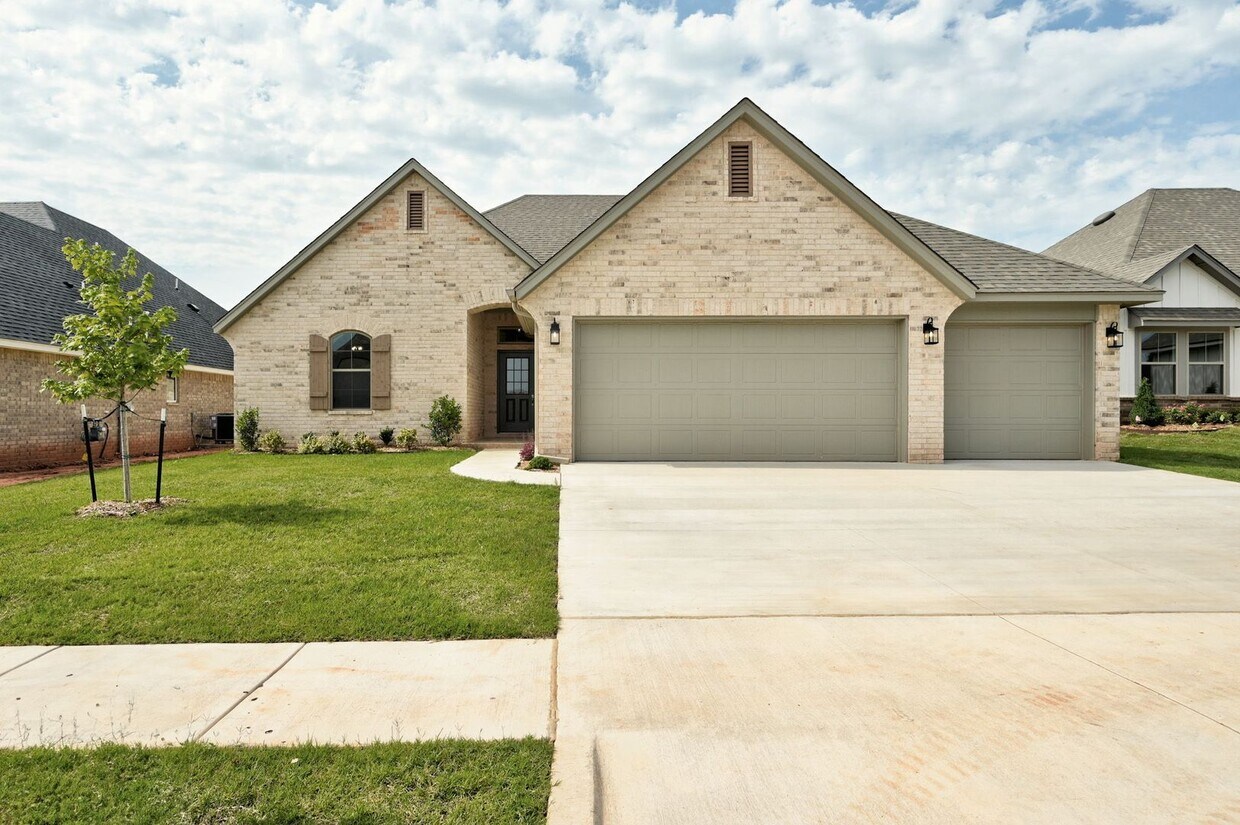 Primary Photo - New Construction ready for you to Move-In