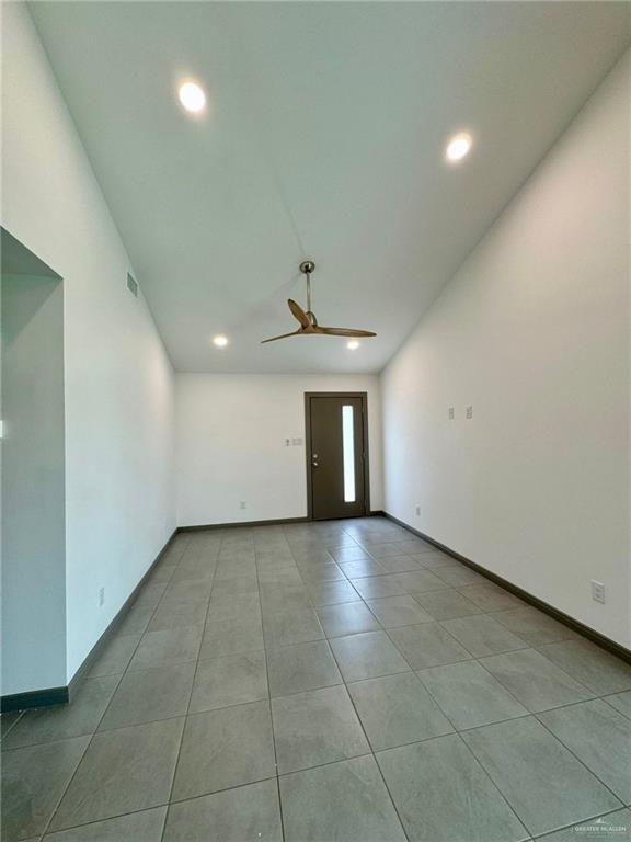 Foto del edificio - 3405 N L St