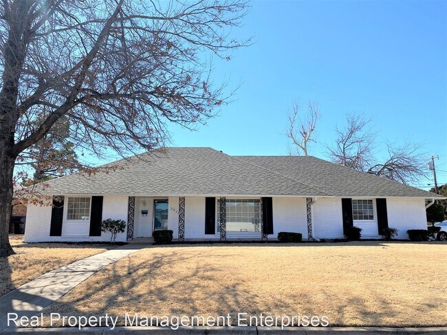 Building Photo - 4 br, 2.5 bath House - 2616 NW 111th St