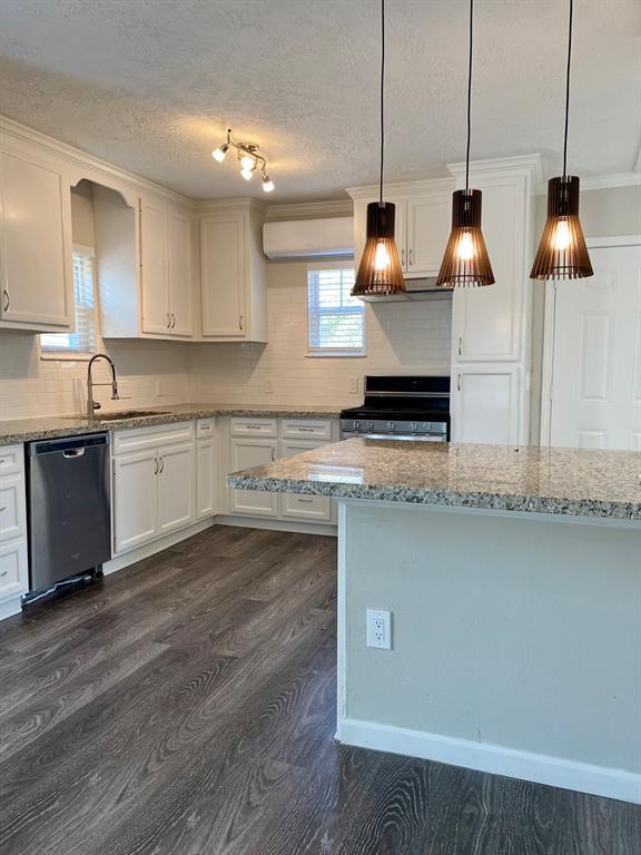 Foto principal - 3427 Hadley St