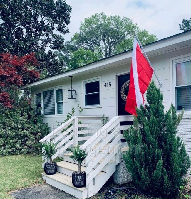 Photo - 415 Limbaker St House