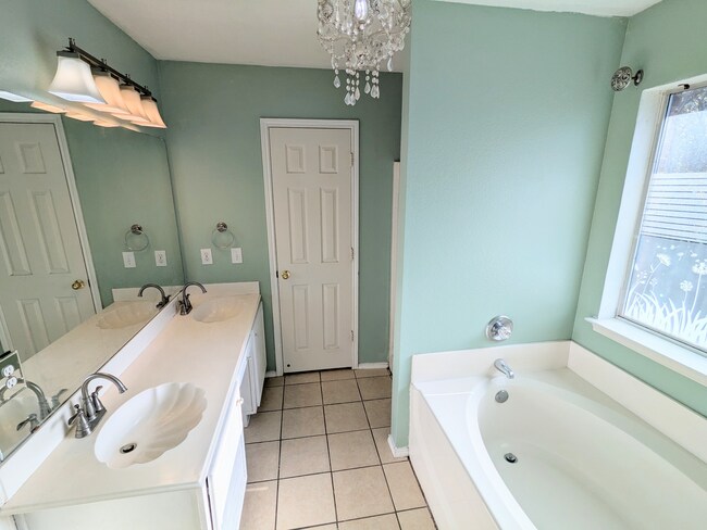 Foto del edificio - 124 S Bending Oak Ln