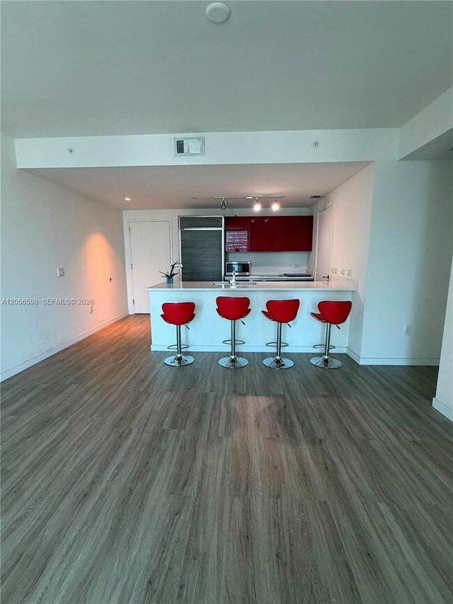 Building Photo - 1100 S Miami Ave
