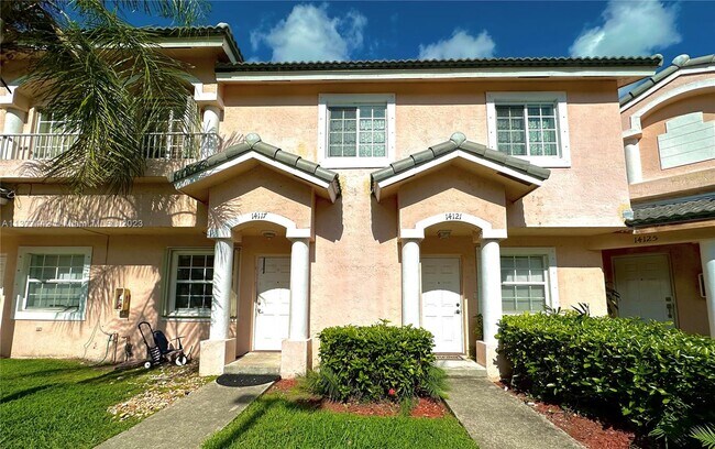 Building Photo - 14117 SW 121st Pl