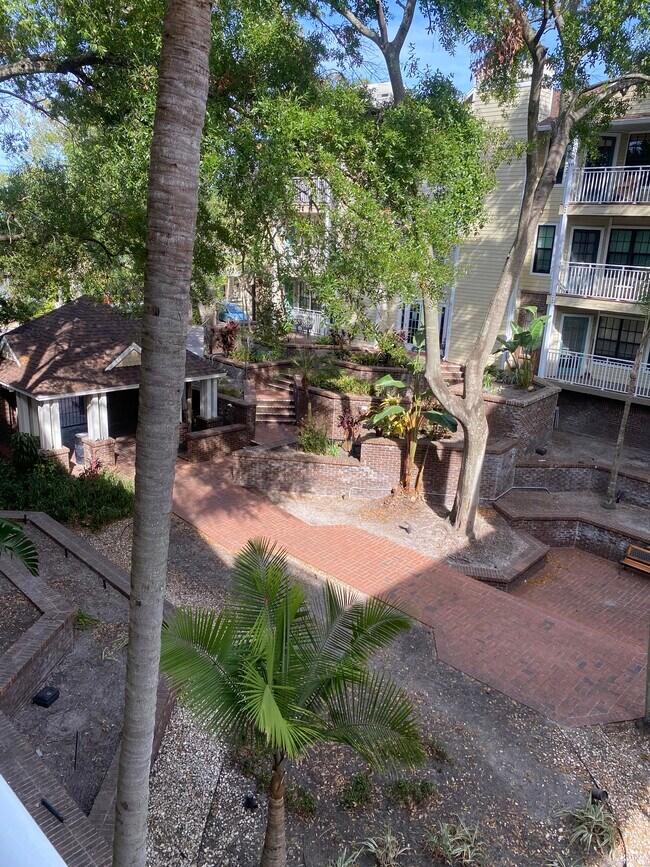 Foto del edificio - 1000 W Horatio St