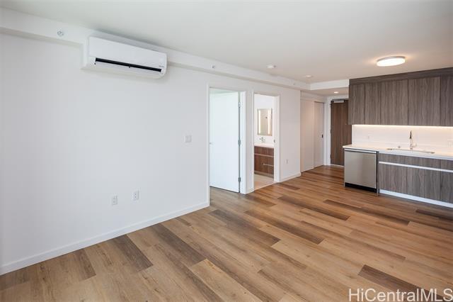 Foto del edificio - 1515 Liona St