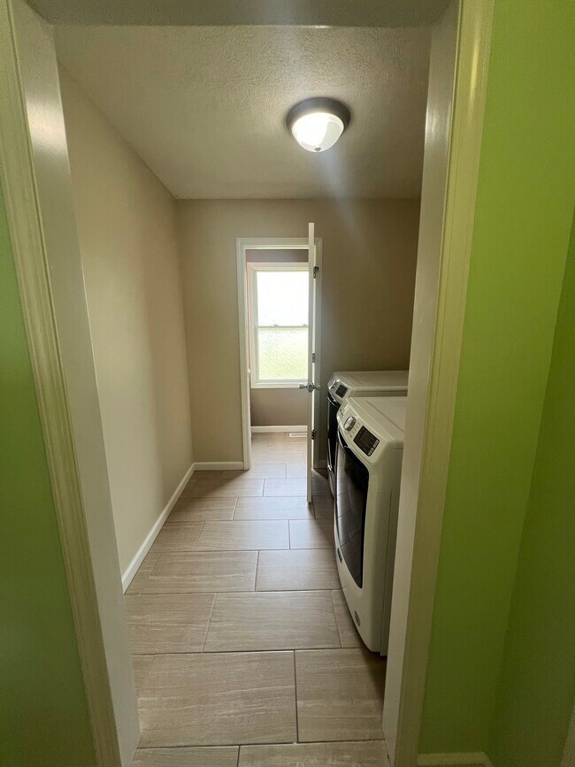 Foto del edificio - 1803 E Thornton Dr