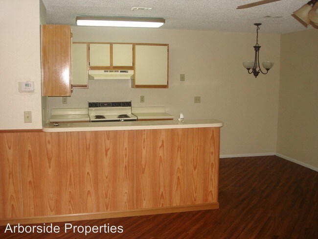 Building Photo - 621 Dory Ln