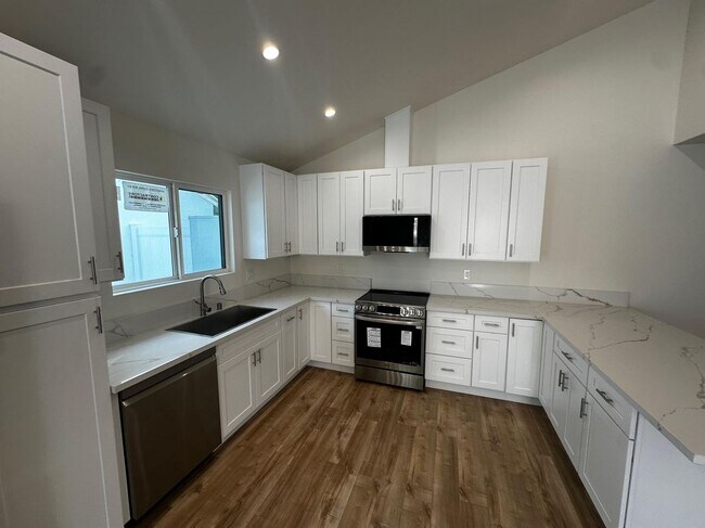 Foto del edificio - 15950 Cohasset