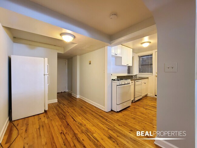 Foto del edificio - 727 W Barry Ave