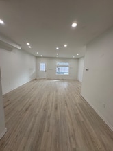 Building Photo - 2104 8th Ave