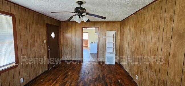Building Photo - 1207 Ridgeway St