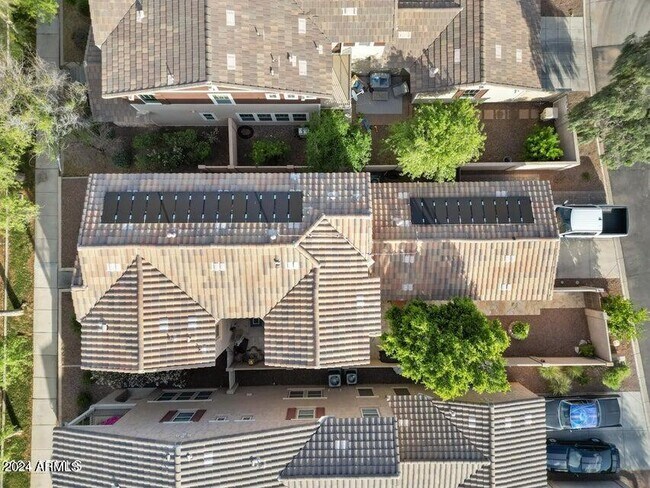Foto del edificio - 21111 W Glen St
