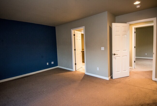 Master Bedroom. - 3005 30th Ave W