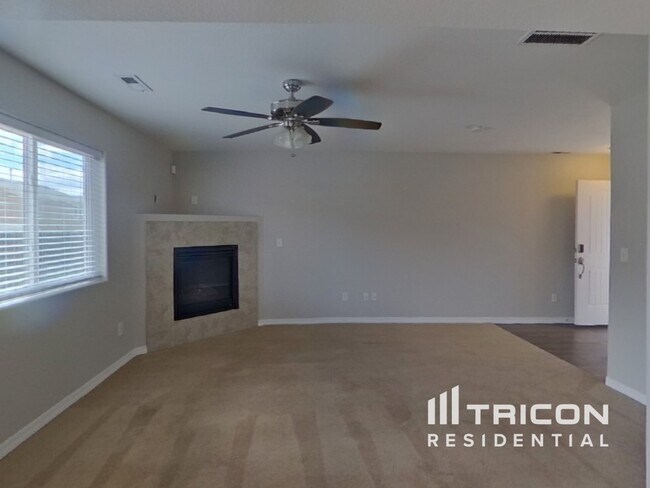Foto del edificio - 9563 Desert Poppy Ln