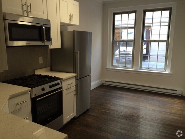 Building Photo - 12 Saint Germain St