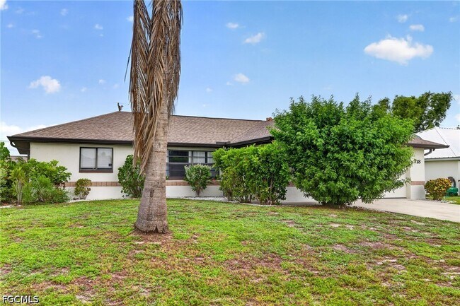 Foto del edificio - 718 SW 35th Terrace