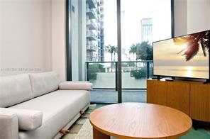 Foto del edificio - Northeast 6th Street, Miami, FL 33132 - 1 BR 1 BA condo