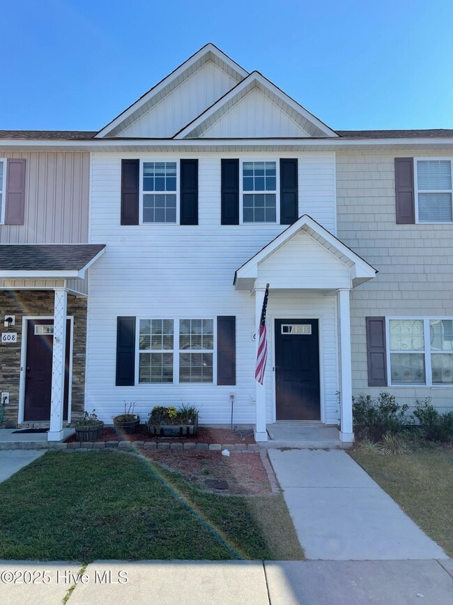 Building Photo - 606 Ebb Tide Ln