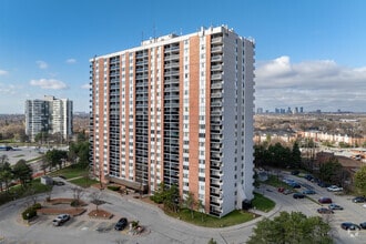 Building Photo - 1315 Bough Beeches Boulevard