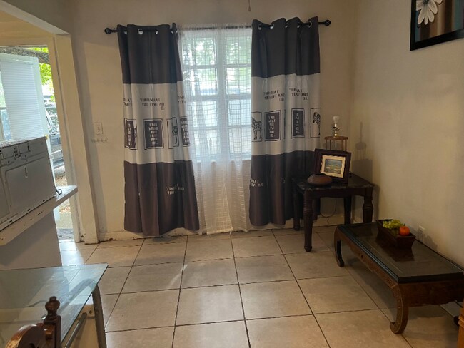 Foto del edificio - 1918 Sheridan St