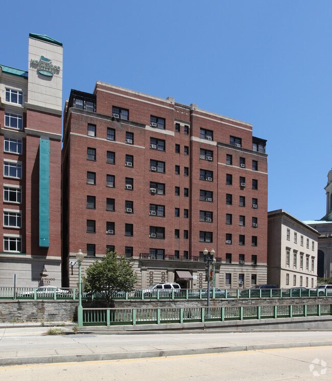 The Phoenix Apartments Apartments in Washington, DC
