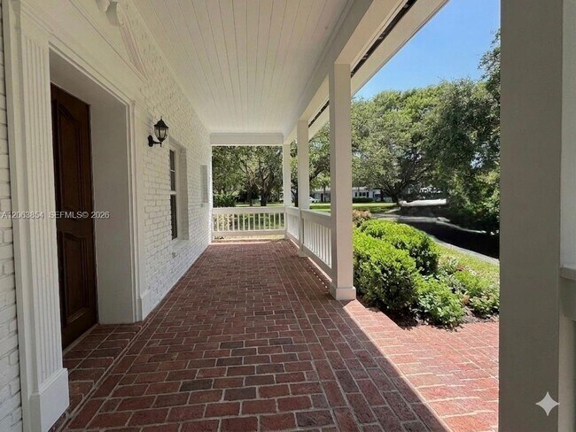Foto del edificio - 12345 SW 63rd Ave