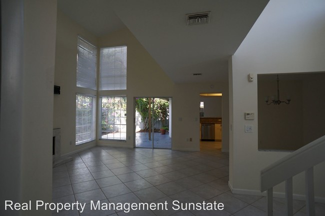 Building Photo - 3 br, 2.5 bath House - 21443 Fairfield  Lane