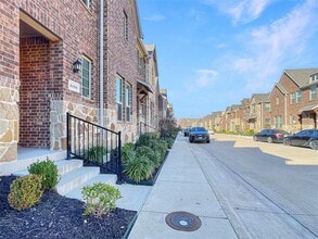 Building Photo - 2165 Steer Creek Pl