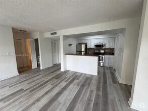 Building Photo - 1269 SW 46th Ave