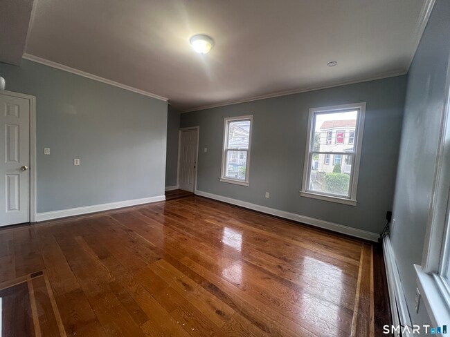 Building Photo - 113 Milne St