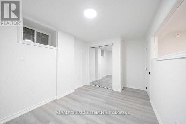 Building Photo - 2255 Weston Rd