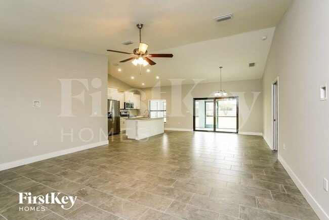 Foto del edificio - 1426 SW 1st Terrace