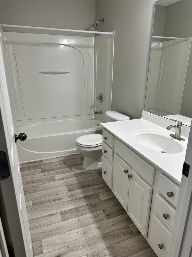 Building Photo - 1626 Northgate Mill Dr