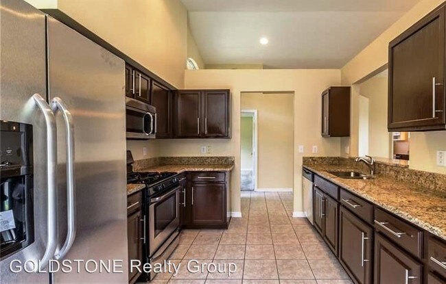 Foto del edificio - 1320 Baythorn Dr