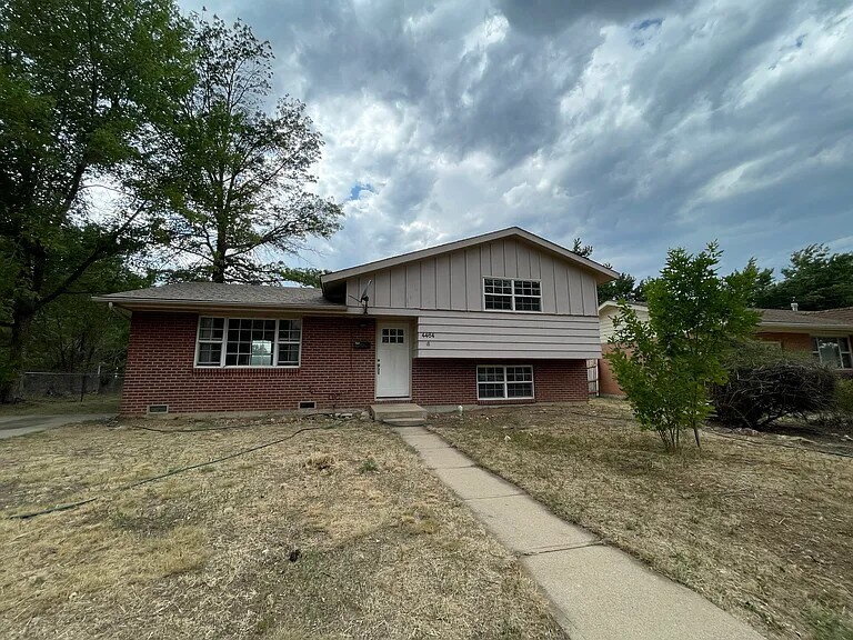 "Charming Bi Level Home, 3-Bed Oasis with 2 Baths in Boulder - Avail 8/15/26 - "Charming Bi Level Home, 3-Bed Oasis with 2 Baths in Boulder - Avail 8/15/26
